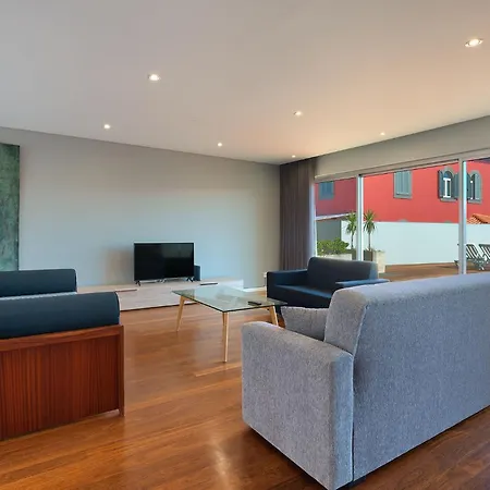 Luxury Nogueira Iv By Madeira Villa *