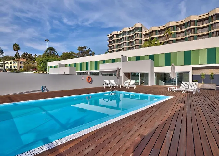 Luxury Nogueira Iv By Madeira פונשל