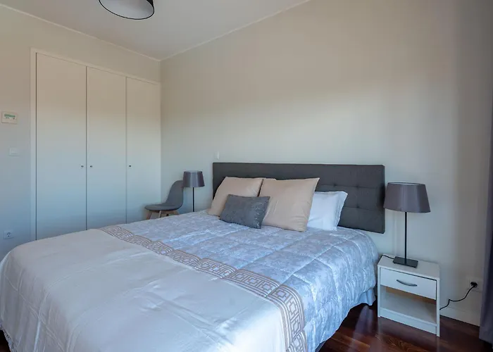 Luxury Nogueira Iv By Madeira * פונשל