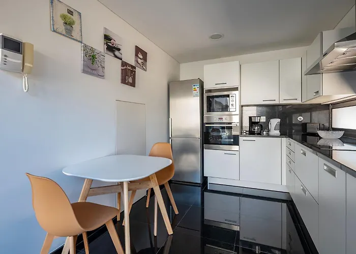 Luxury Nogueira Iv By Madeira וילה פונשל